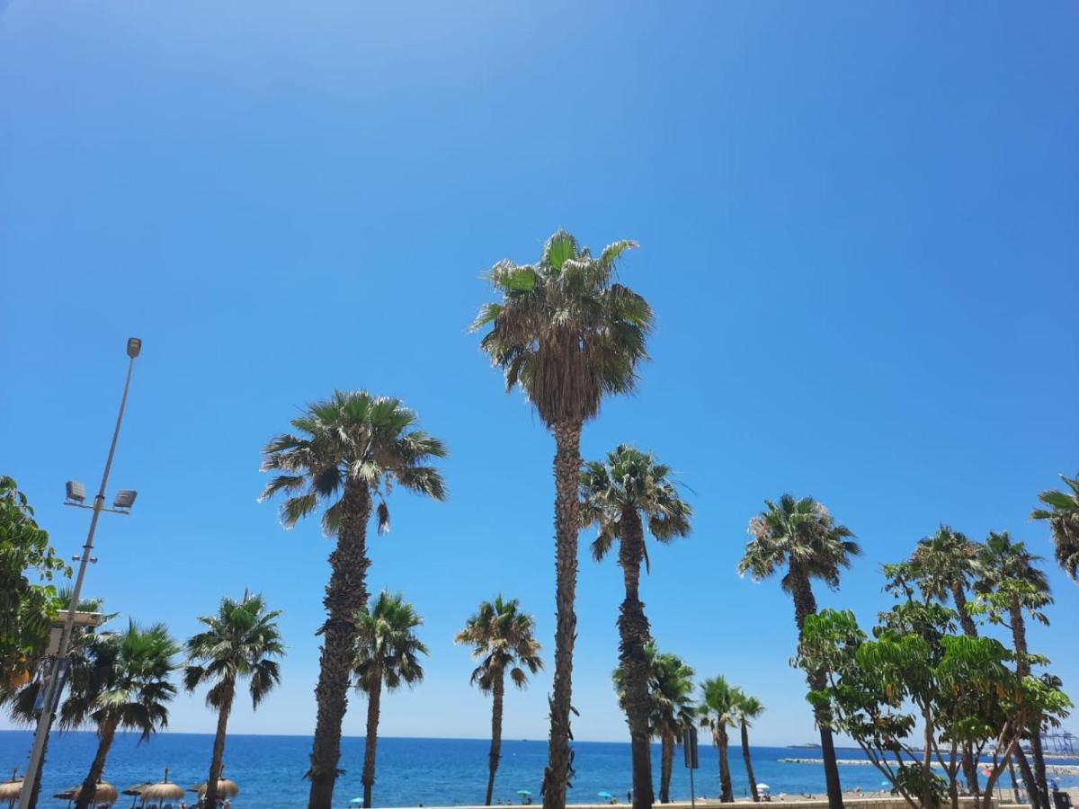 Malagueta Beach Front Luxury Apartment By Rent Me Málaga Eksteriør bilde