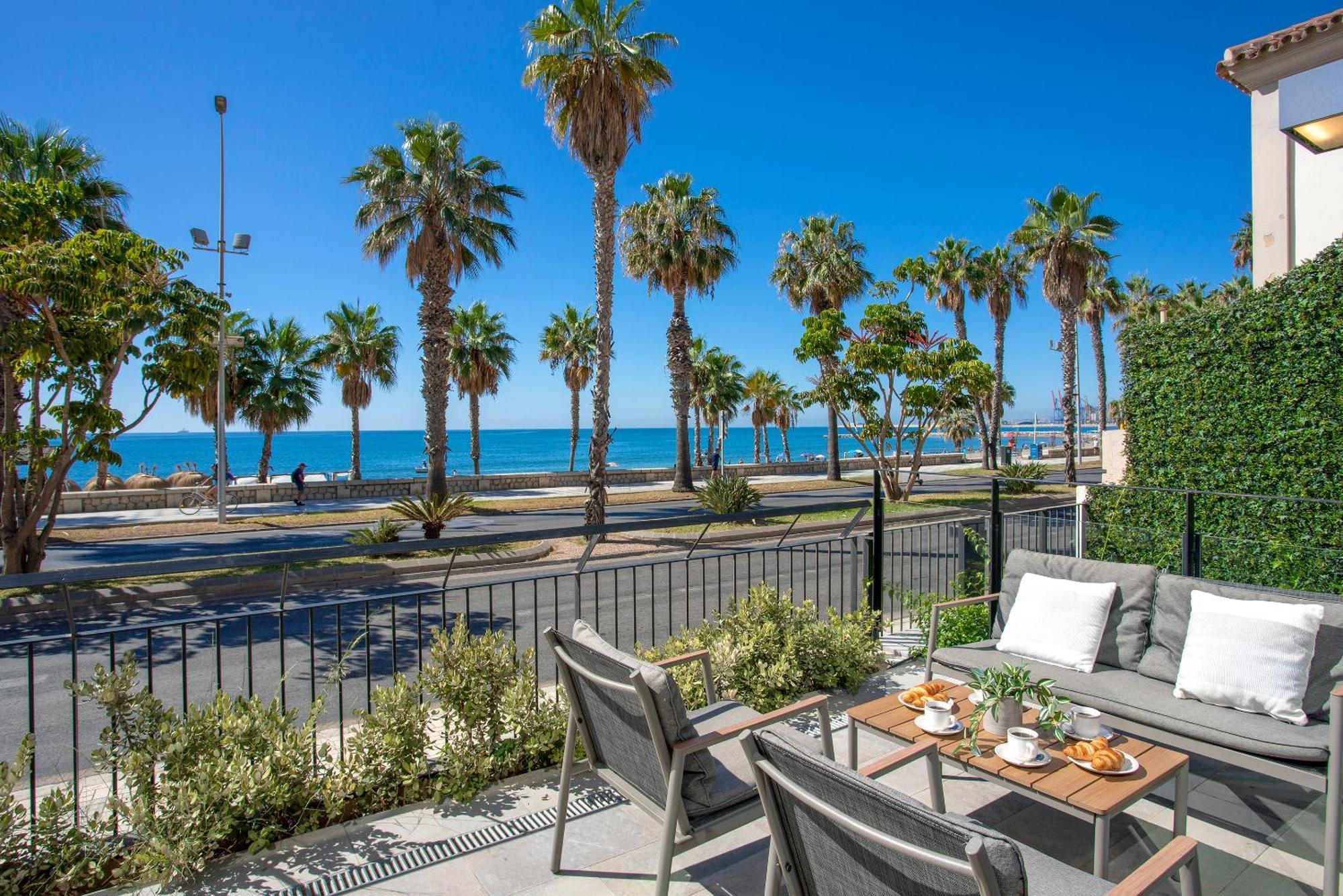 Malagueta Beach Front Luxury Apartment By Rent Me Málaga Eksteriør bilde